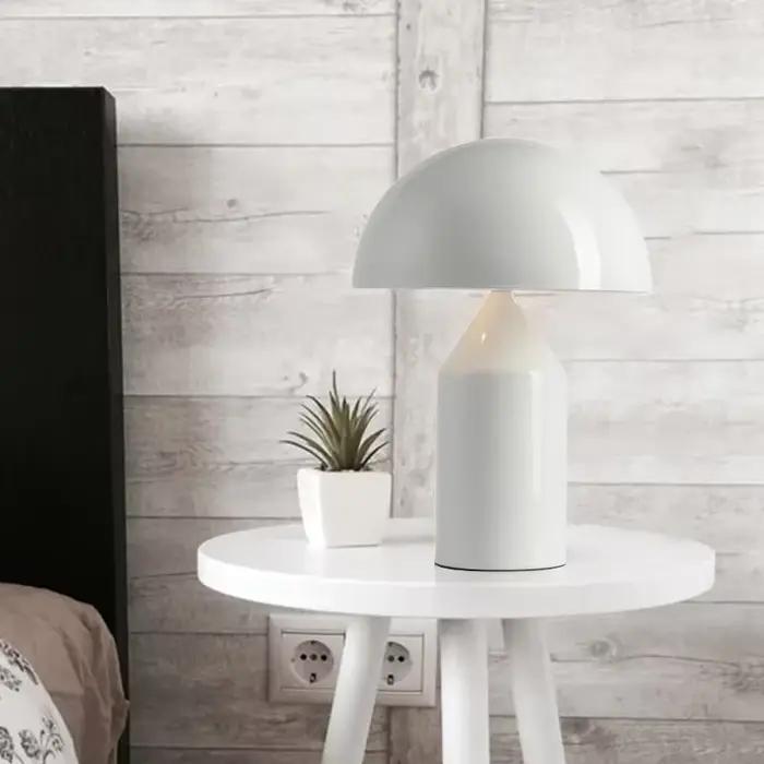 Lampe de table en forme de champignon de design italien, lampe de bureau LED