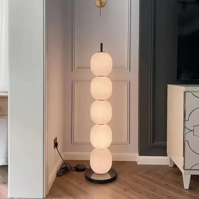 Lampadaire LED Élégant Moderne Éclairage Intérieur Chambre Salon Table à Manger Nordique Décoration Maison Abat-Jour en Verre