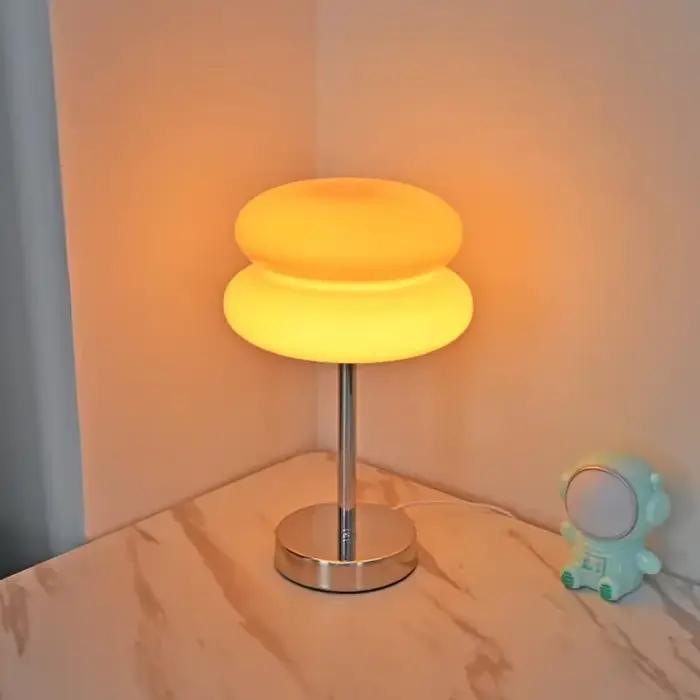 Lampe de bureau en verre teinté pour chambre d'enfant