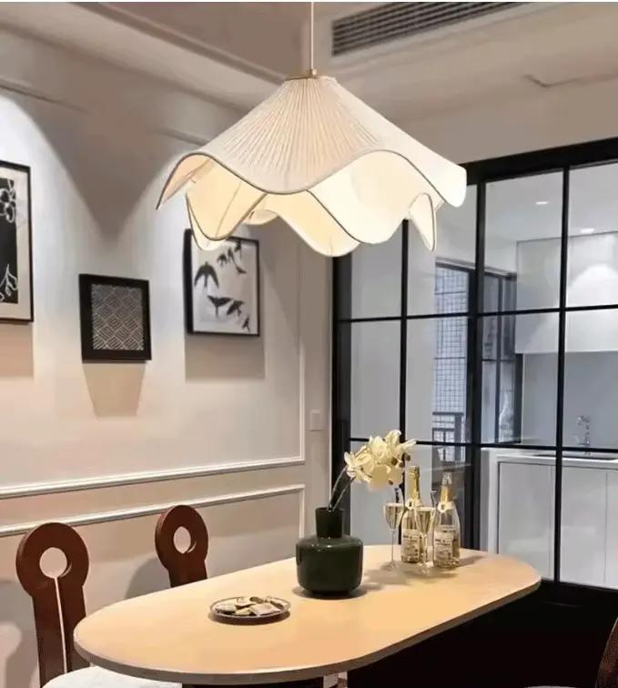 Lampe suspendue moderne LED minimaliste en tissu blanc