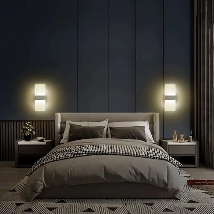 Appliques murales LED modernes avec abat-jour en acrylique pour éclairage quotidien de qualité, idéales pour la décoration de chevet, couloir ou salon, offrant une lumière douce et protectrice pour diverses pièces de la maison