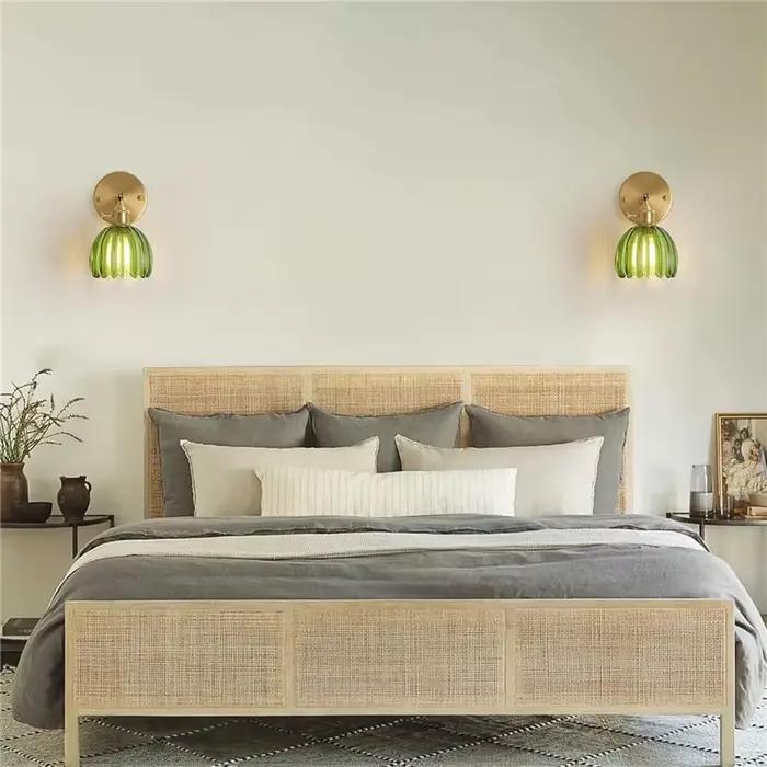 Applique murale moderne en verre à fleurs avec interrupteur pour chambre à coucher décoration de salle d'étude lumières Led pour miroir nordique