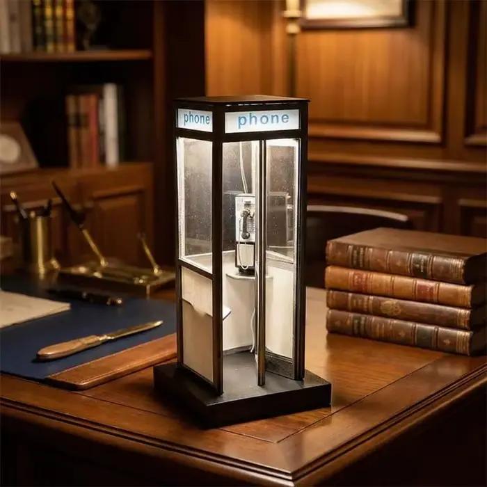 Lampe de nuit LED haute en forme de cabine téléphonique britannique rétro