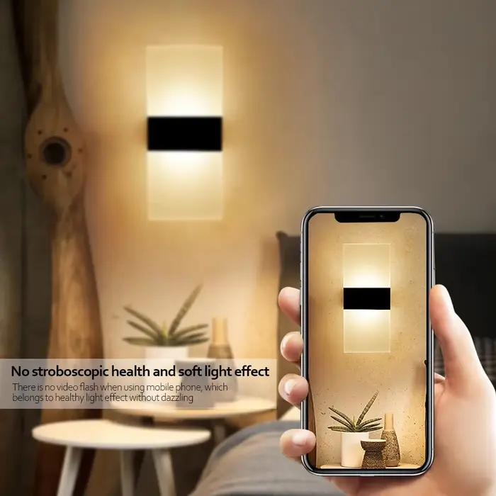 Appliques murales LED sans fil rechargeables lampe murale pour chambre à coucher chevet balcon couloir décoration intérieure avec capteurs de mouvement et de lumière trois niveaux de luminosité recharge USB occasionnelle