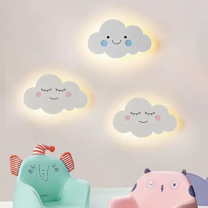 Lampe murale nuage pour chambre à coucher, lampe de chevet, dessin animé souriant, chambre d'enfant, mur de fond masculin et féminin, minimalisme créatif