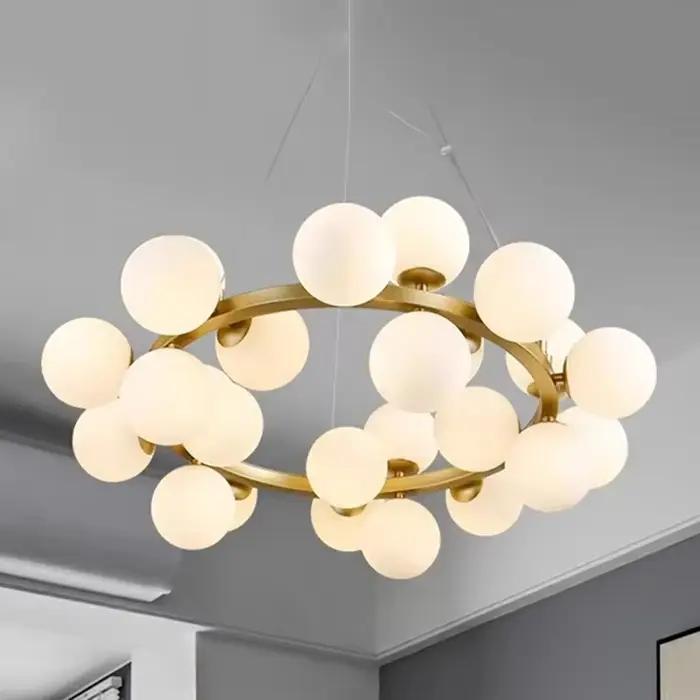 Plafonnier LED suspendu en verre au design moderne